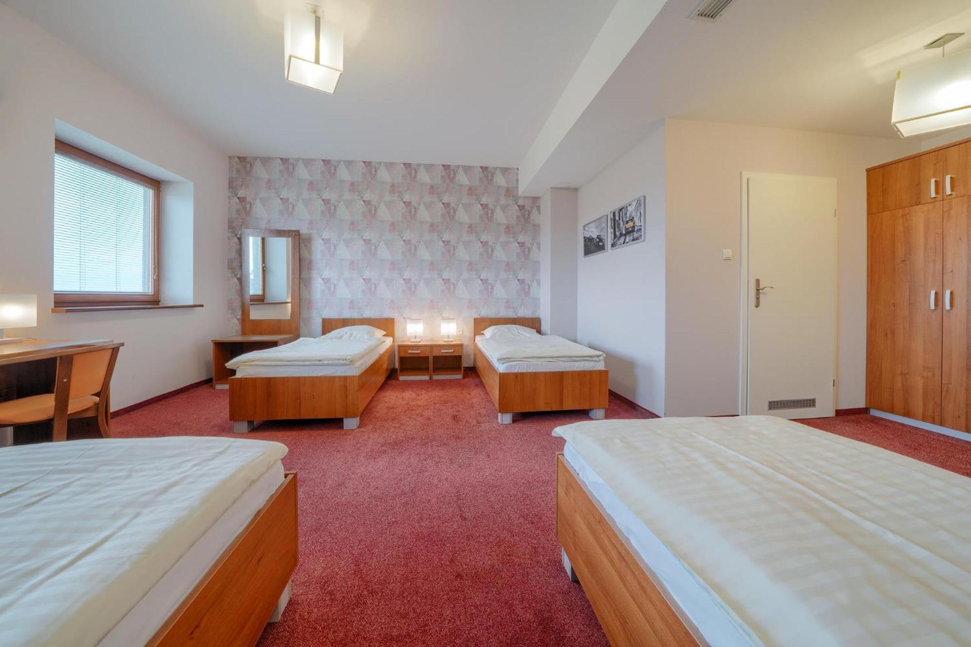 Hotel Aviator Kamien Slaski Εξωτερικό φωτογραφία