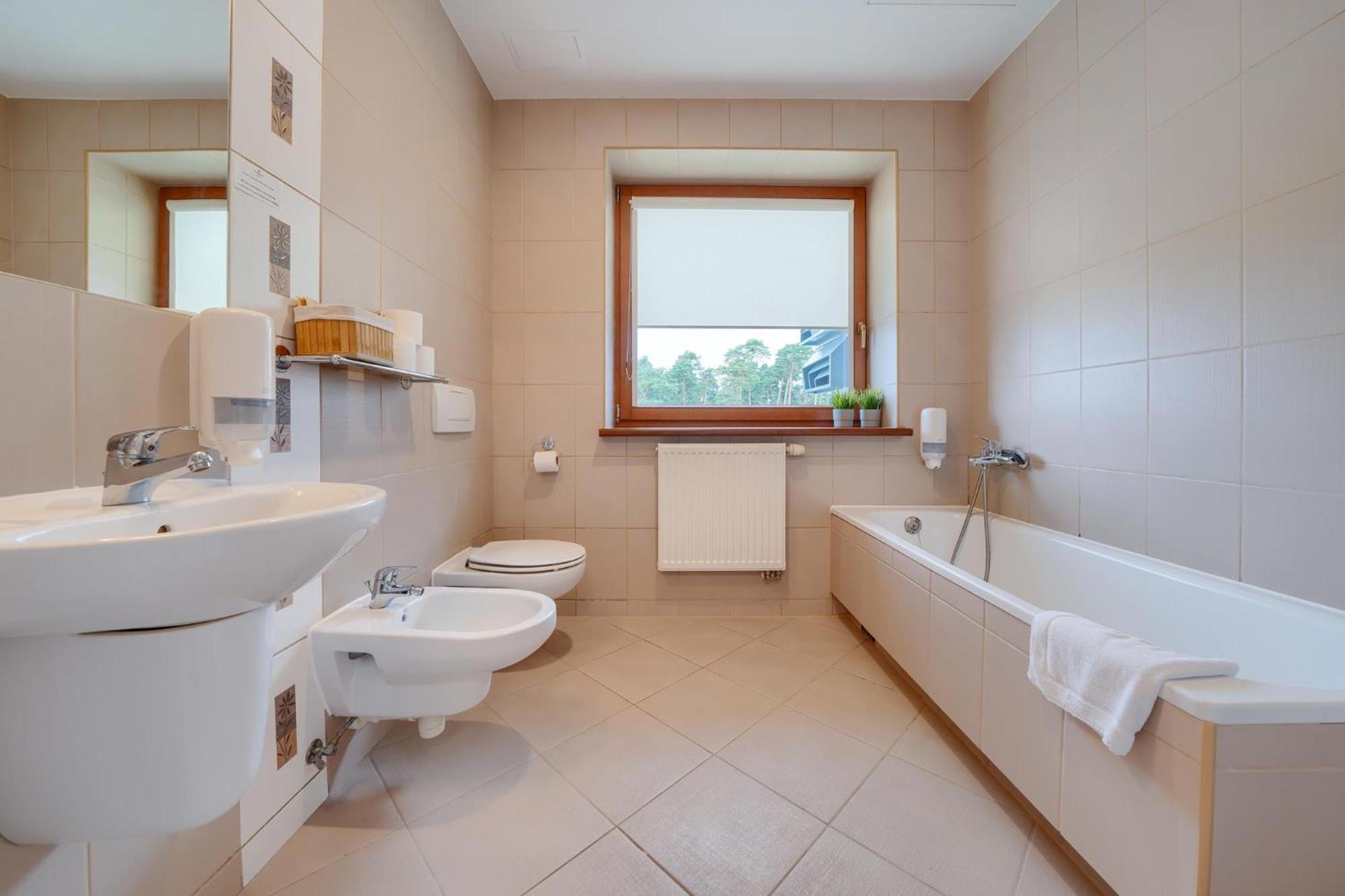 Hotel Aviator Kamien Slaski Εξωτερικό φωτογραφία