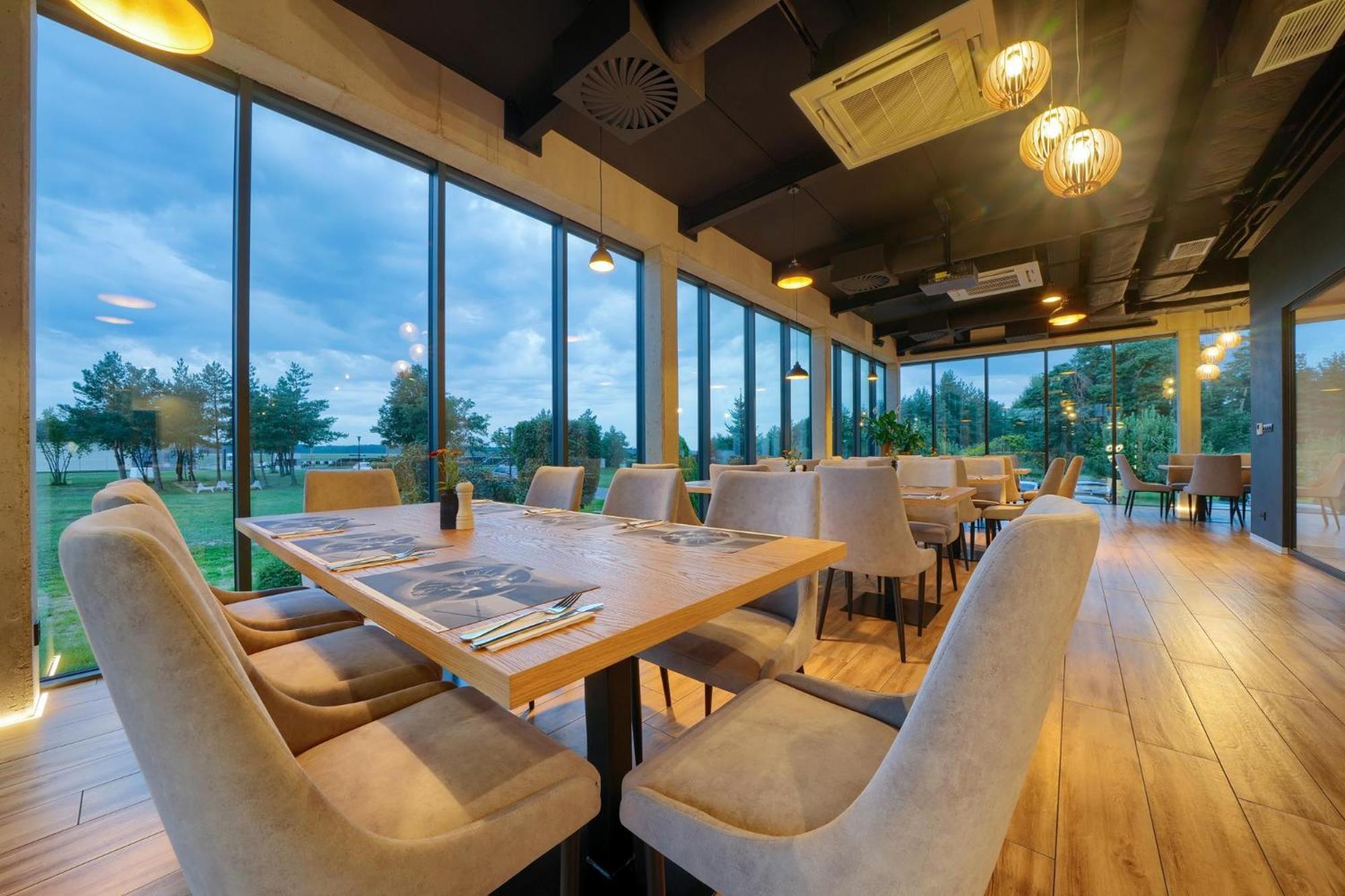 Hotel Aviator Kamien Slaski Εξωτερικό φωτογραφία