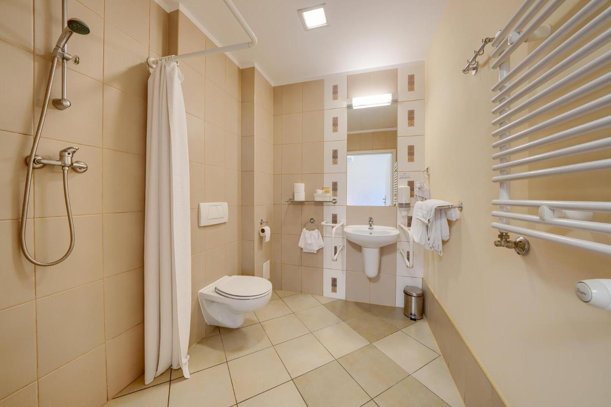 Hotel Aviator Kamien Slaski Εξωτερικό φωτογραφία
