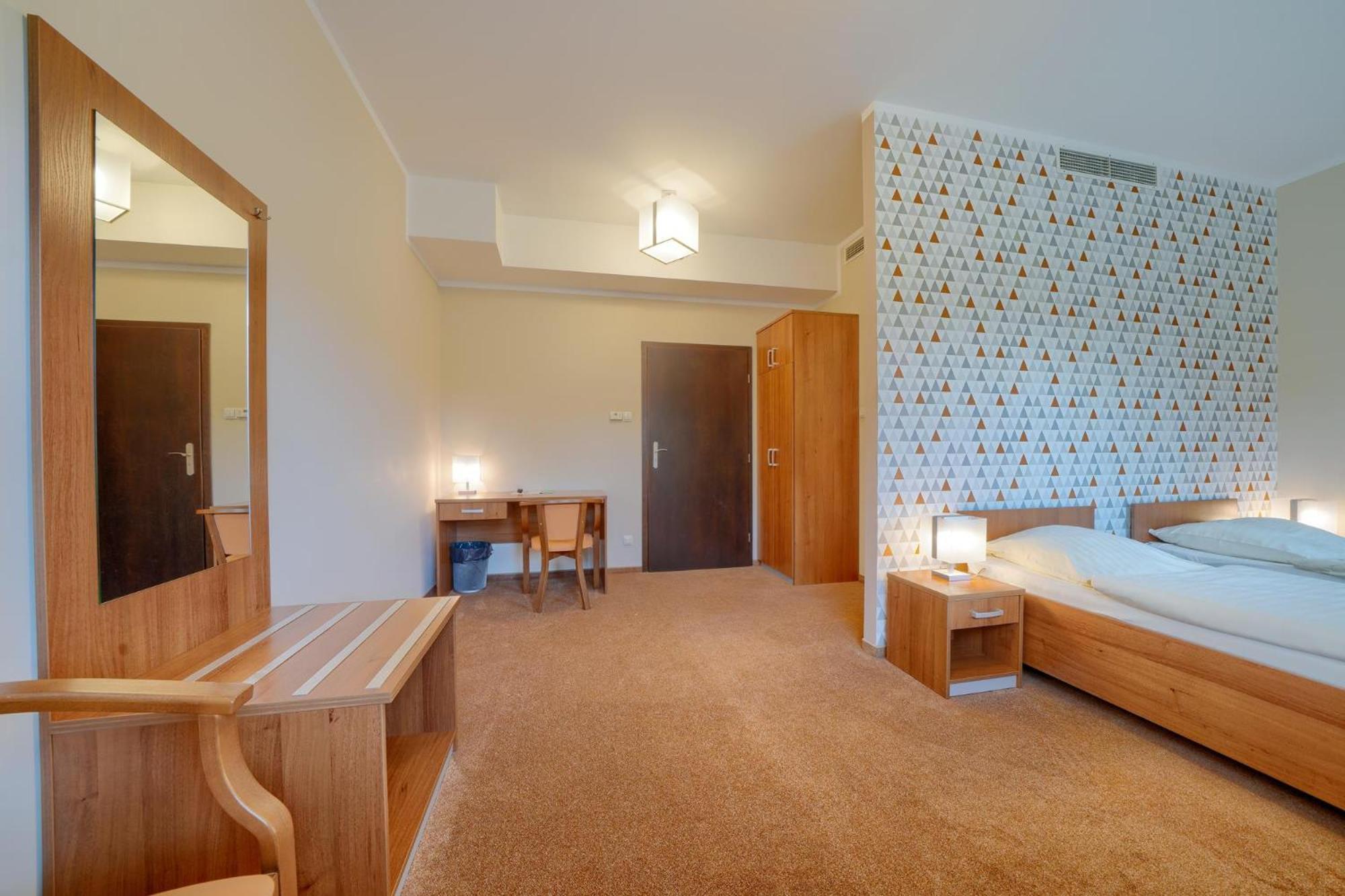 Hotel Aviator Kamien Slaski Εξωτερικό φωτογραφία