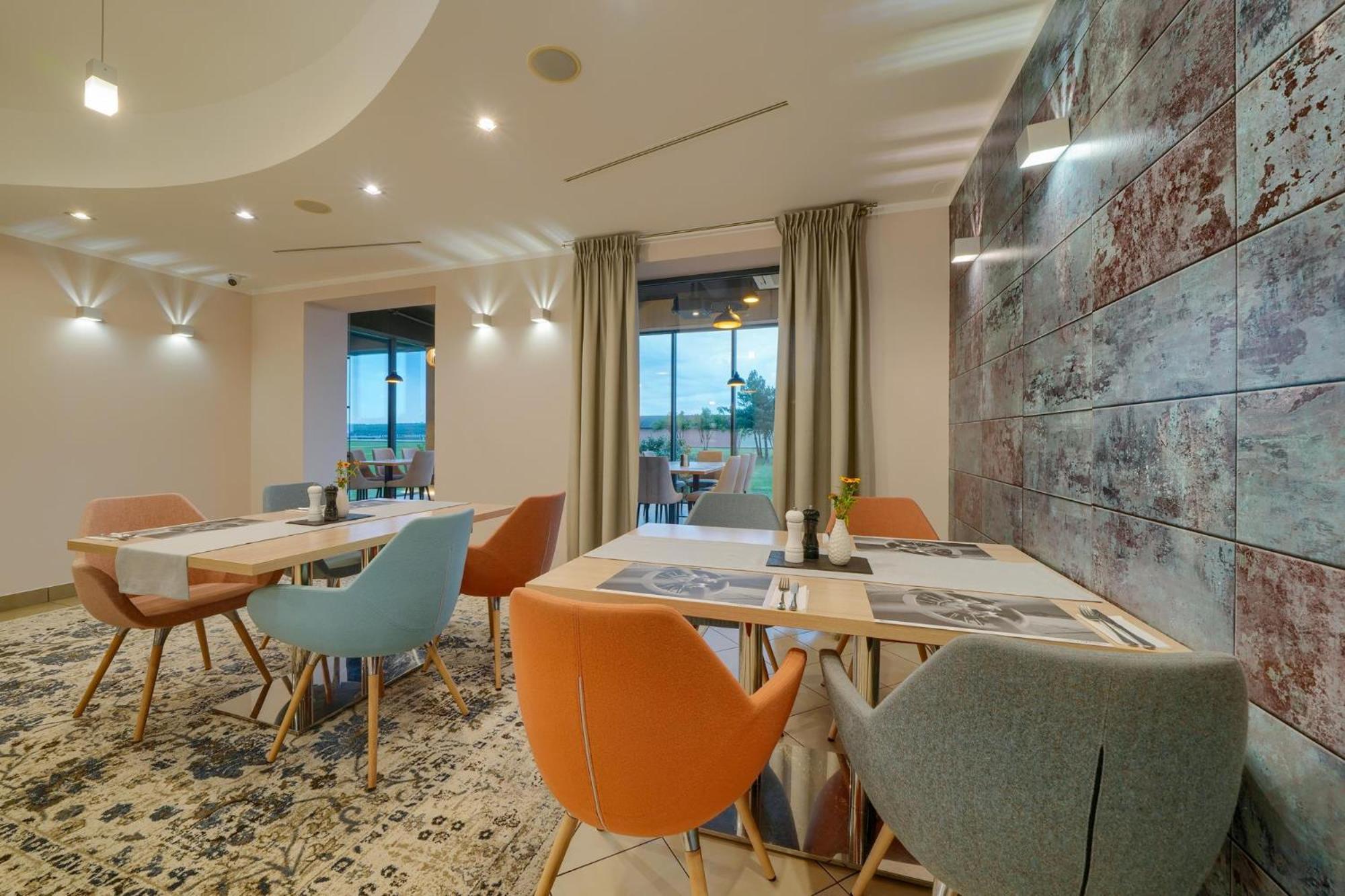 Hotel Aviator Kamien Slaski Εξωτερικό φωτογραφία